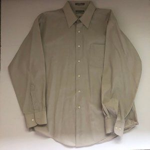 MEN'S VANHEUSEN FITTED DRESS SHIRT